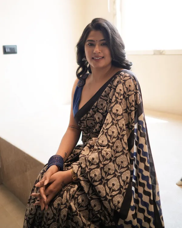 Black_Cotton_Jaal_Printed_Mul_Saree_With_Tassels_For_Women